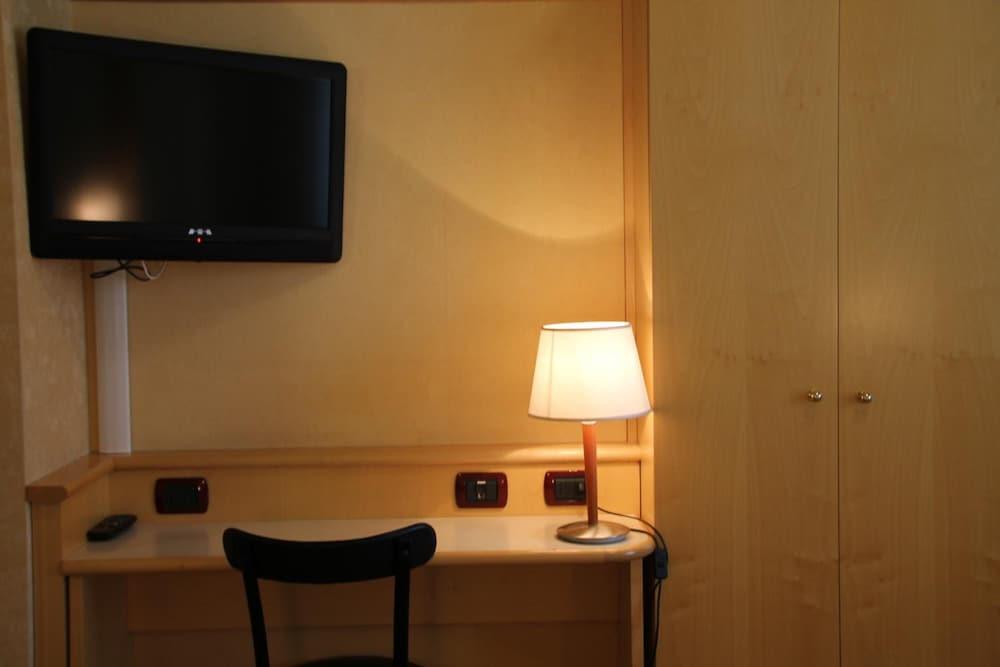 Mokinba Hotels Sant'Ambroeus Milan Extérieur photo