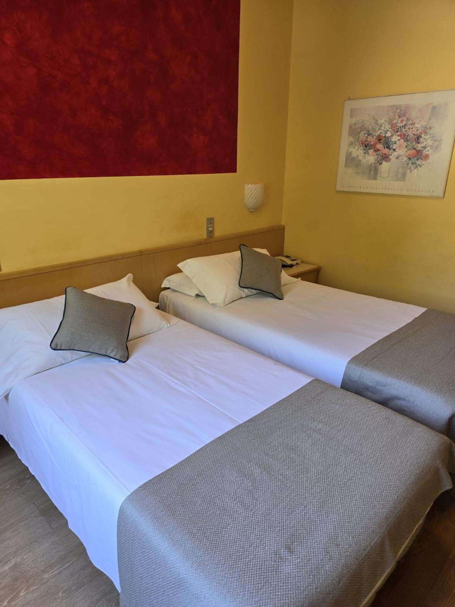 Mokinba Hotels Sant'Ambroeus Milan Extérieur photo