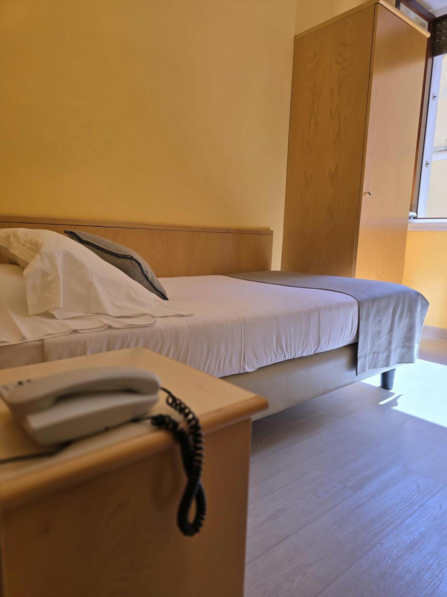 Mokinba Hotels Sant'Ambroeus Milan Extérieur photo
