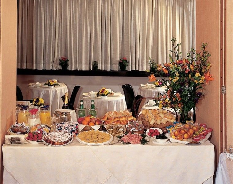 Mokinba Hotels Sant'Ambroeus Milan Extérieur photo